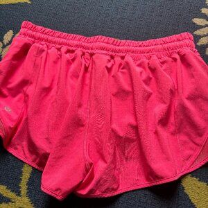 lululemon hotty hot shorts pink 2.5 inch size 12